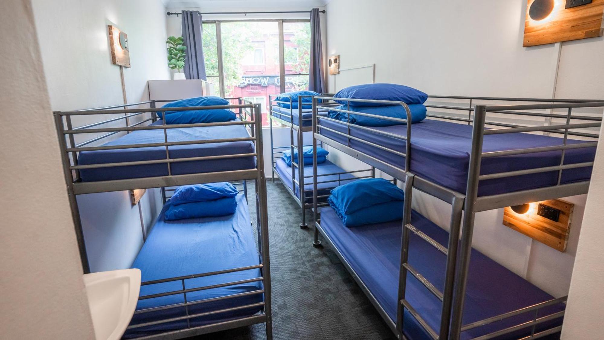 Mad Monkey East Side Hostel Sydney Bagian luar foto